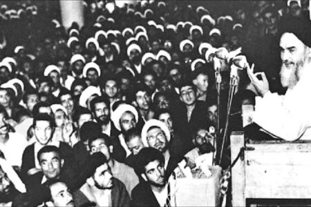 بیداری اسلامی درس بزرگ قیام ۱۵ خرداد در تاریخ انقلاب اسلامی است