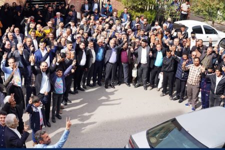 اتحاد برای رقم زدن یک اتفاق؛ عباس کریمی با دعای خیر مردم در مسیر بهارستان