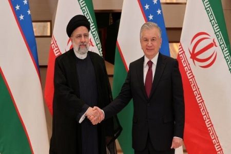 رئیسی: توسعه روابط با همسایگان اولویت‌ سیاست خارجی ایران است