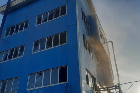 آتش‌سوزی گسترده کارخانه روغن خوراکی در اردبیل مهار شد