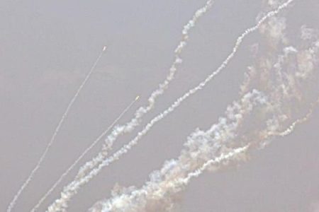 پرتاب بیش از ۱۰۰ موشک از لبنان به اراضی اشغالی