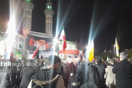 شب اردبیل؛ غرش علیه استکبار، سروش برای مقاومت