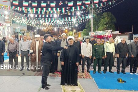 اقامه نماز لیله الدفن برای امام شهید در بیله سوار