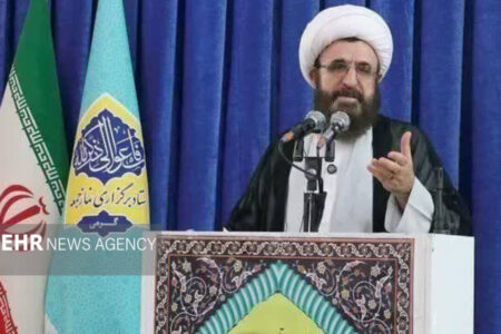 مقاومت ملت ایران ریشه در تمسک به قرآن و اهل‌بیت(ع) دارد
